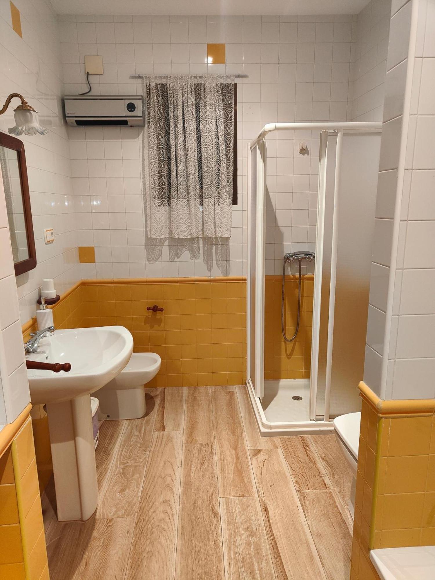 El Hogar De Ardwina Guest House Alia Luaran gambar