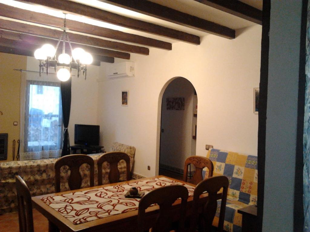 El Hogar De Ardwina Guest House Alia Bilik gambar